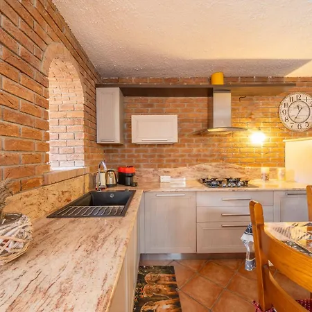 Apartamento Rifugio Romantico Con Piscina